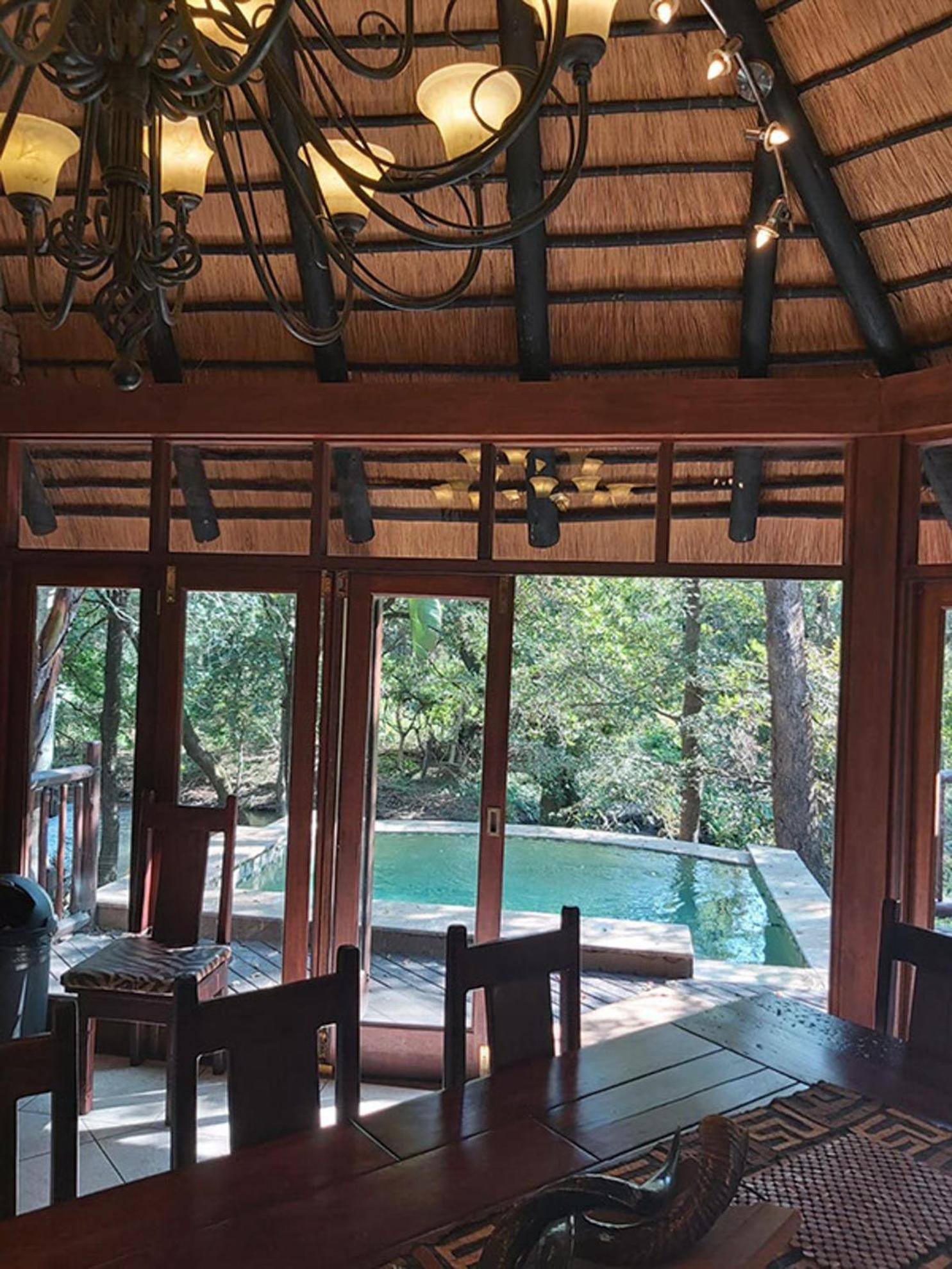 Dreamy 3 Bedroom Villa On The Edge Of The Sabie River In Kruger Park Lodge Hazyview Exterior photo
