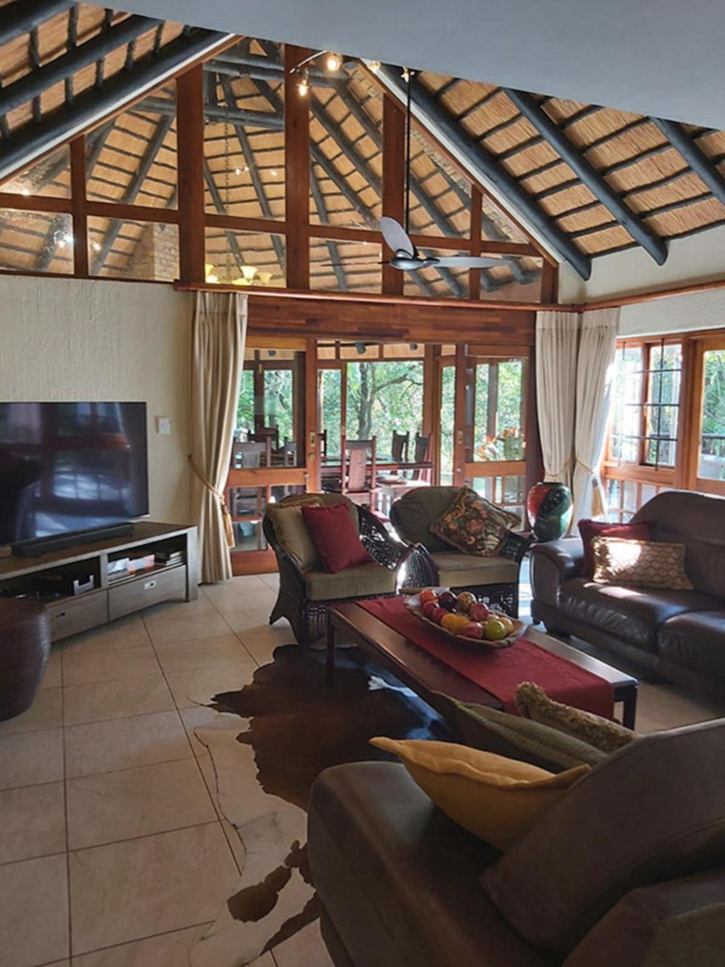 Dreamy 3 Bedroom Villa On The Edge Of The Sabie River In Kruger Park Lodge Hazyview Exterior photo