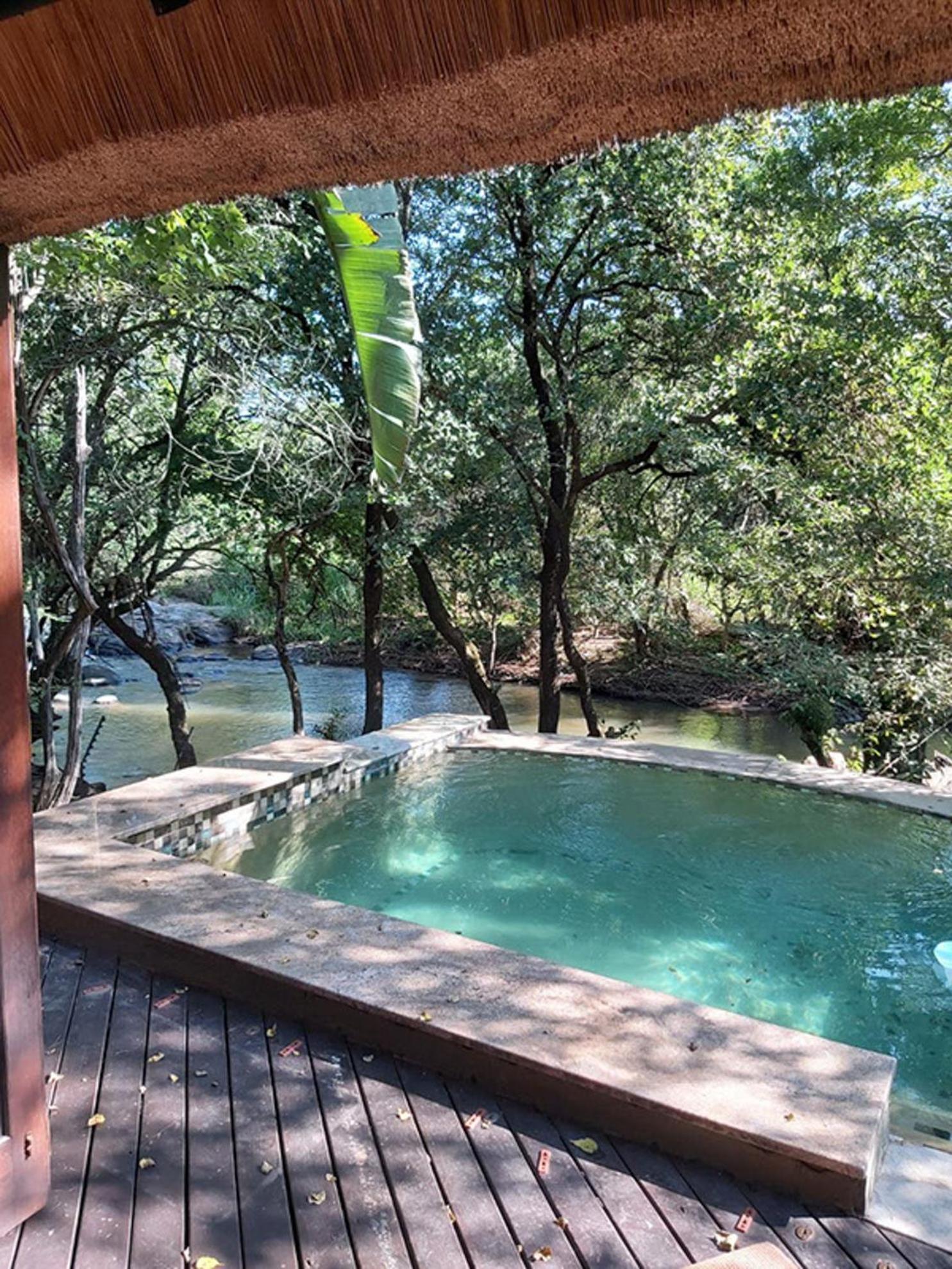 Dreamy 3 Bedroom Villa On The Edge Of The Sabie River In Kruger Park Lodge Hazyview Exterior photo